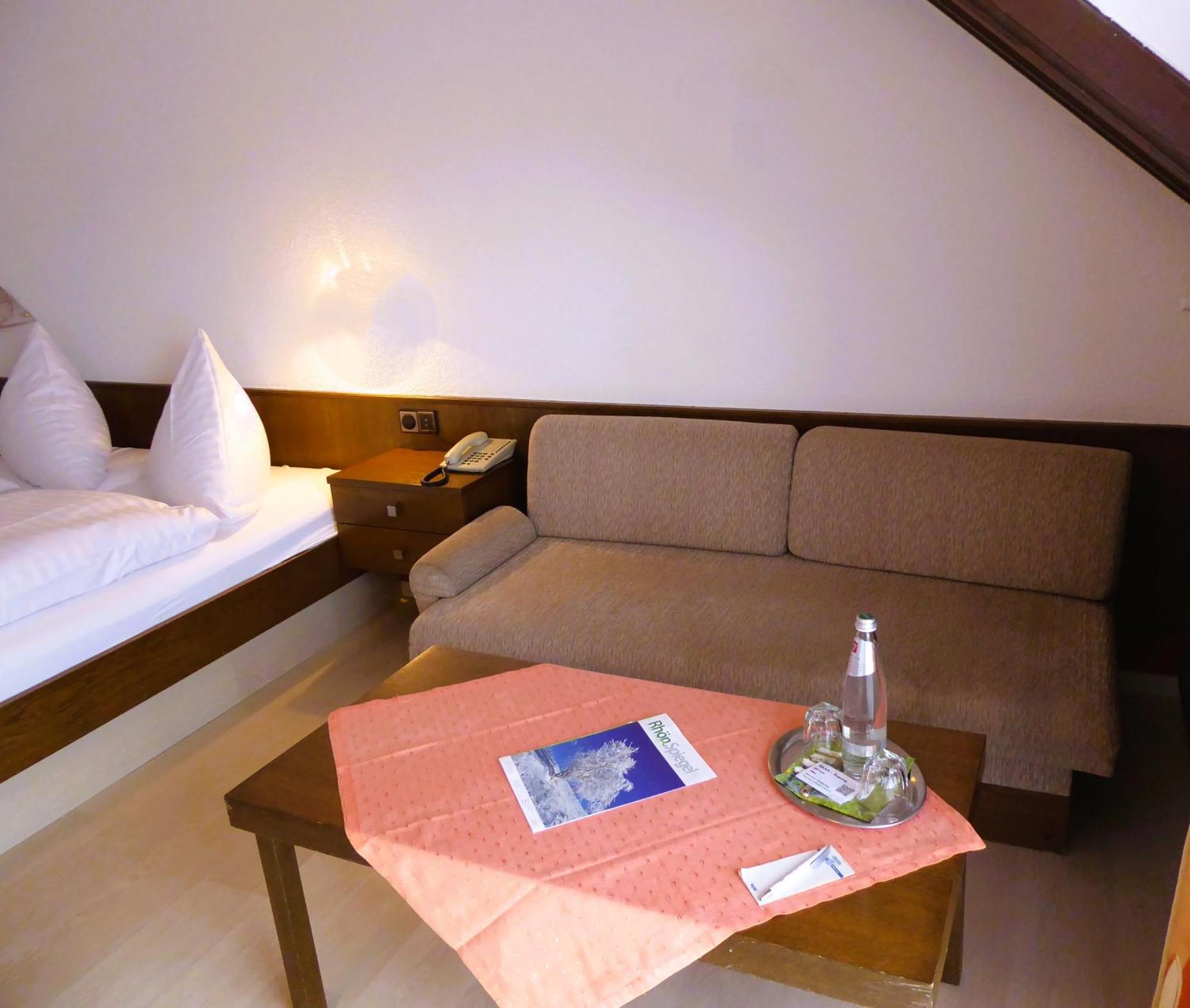 Pension Gasthof Zum Lamm Bischofsheim an der Rhön Kamer foto
