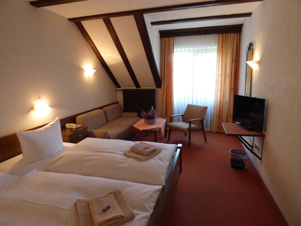 Pension Gasthof Zum Lamm Bischofsheim an der Rhön Buitenkant foto